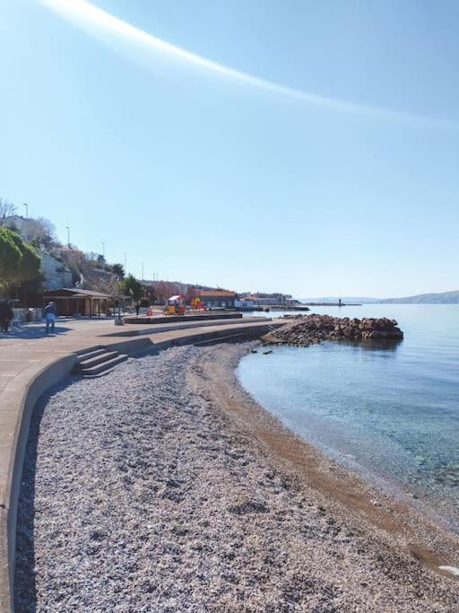 Novouredeni Stan S Balkonom I Pogledom Na More Senj  Zewnętrze zdjęcie